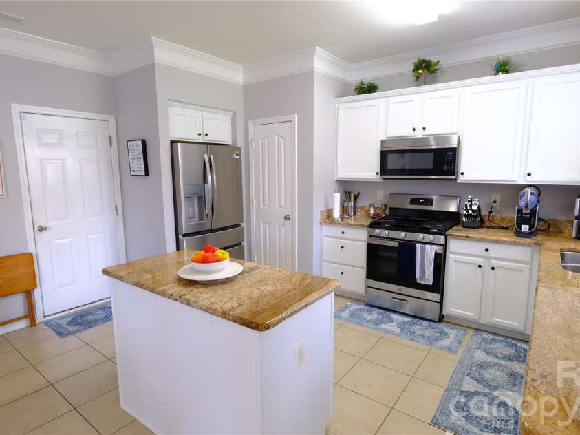 608 Wrayhill Drive, Charlotte, NC 28262.  MLS# CAR4345039, YatesRealty ID 30921. 