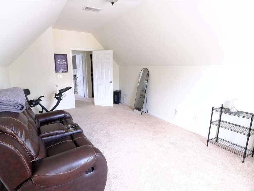 608 Wrayhill Drive, Charlotte, NC 28262.  MLS# CAR4345039, YatesRealty ID 30921. 