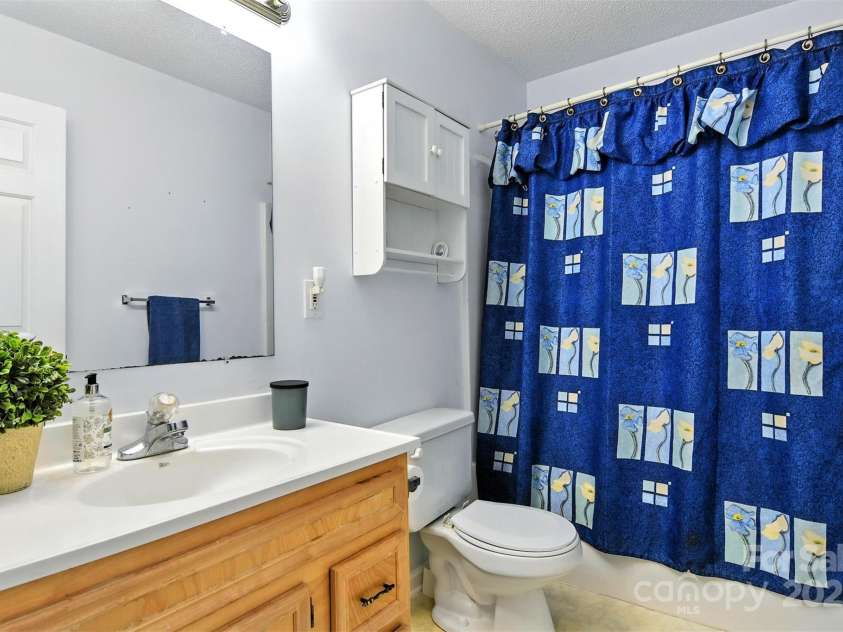 2244 Clearwater Lane, Newton, NC 28658.  MLS# CAR4279764, YatesRealty ID 30922. 