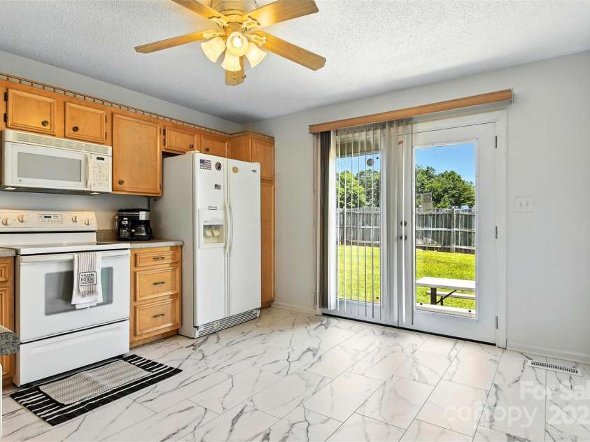 2244 Clearwater Lane, Newton, NC 28658.  MLS# CAR4279764, YatesRealty ID 30922. 