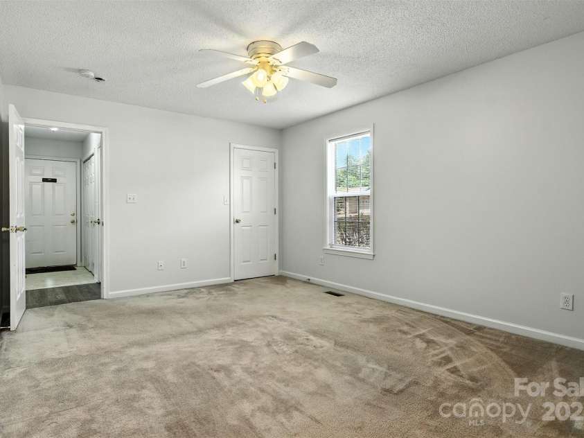 2244 Clearwater Lane, Newton, NC 28658.  MLS# CAR4279764, YatesRealty ID 30922. 