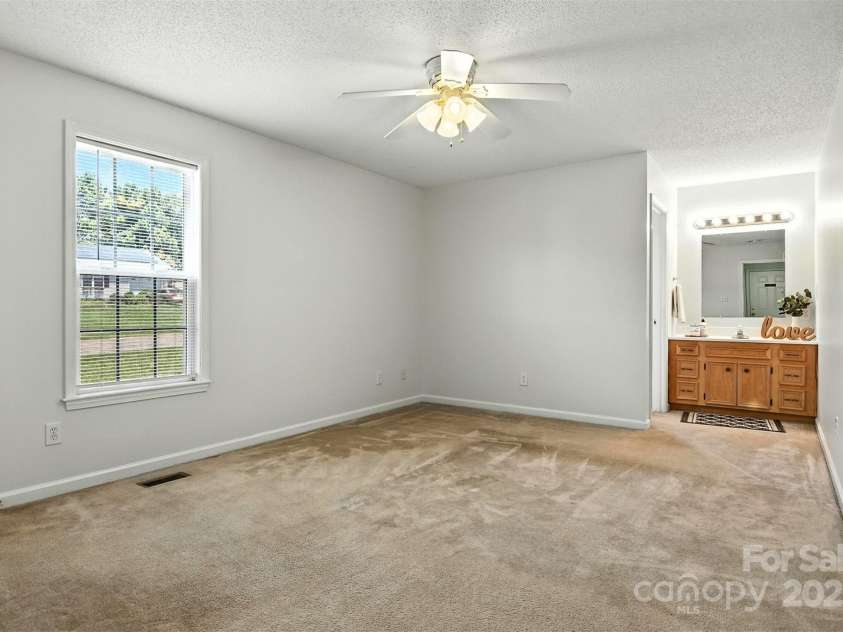 2244 Clearwater Lane, Newton, NC 28658.  MLS# CAR4279764, YatesRealty ID 30922. 