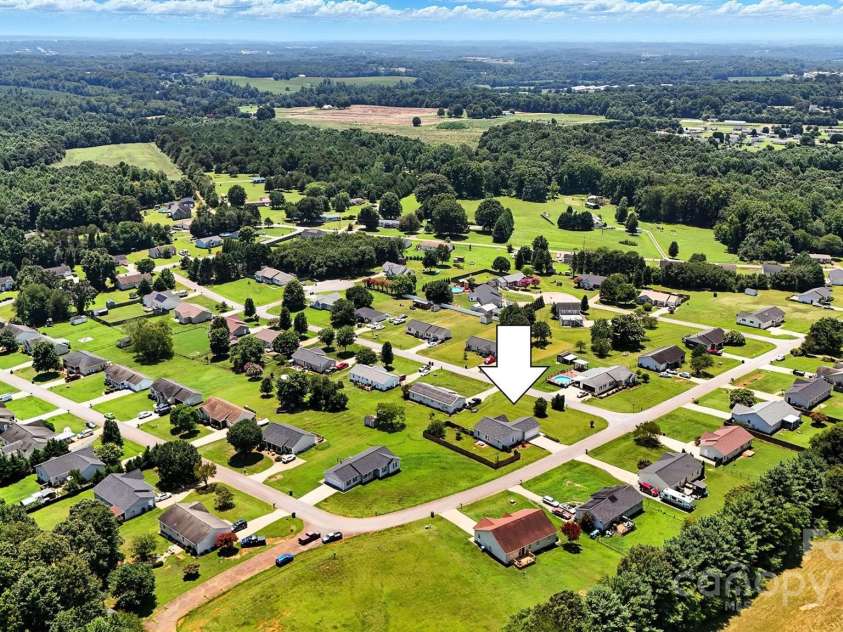 2244 Clearwater Lane, Newton, NC 28658.  MLS# CAR4279764, YatesRealty ID 30922. 