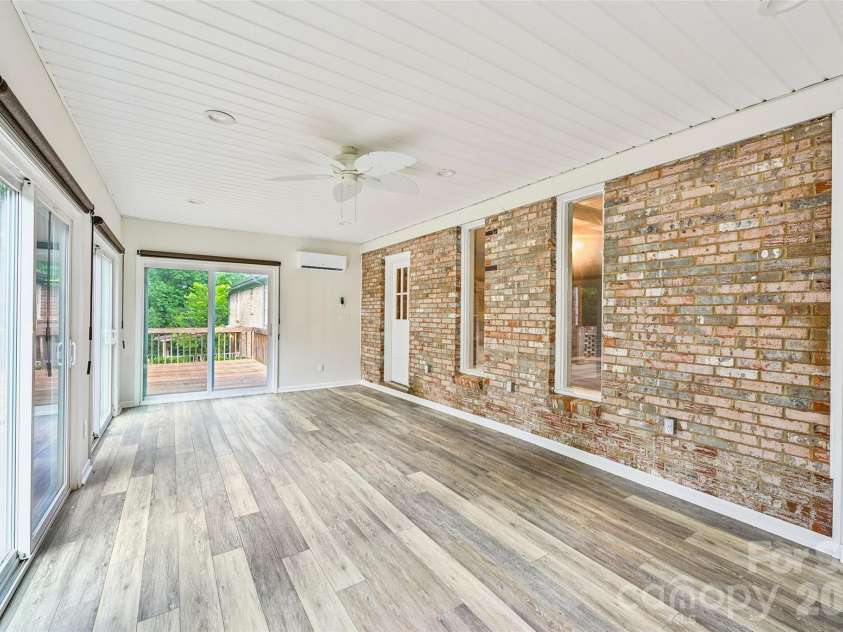 1621 Oak Drive, Shelby, NC 28150.  MLS# CAR4393394, YatesRealty ID 30924. 