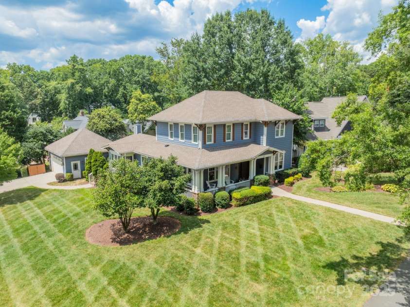 301 Canterbury Road, Charlotte, NC 28211.  MLS# CAR4282736, YatesRealty ID 30924. 