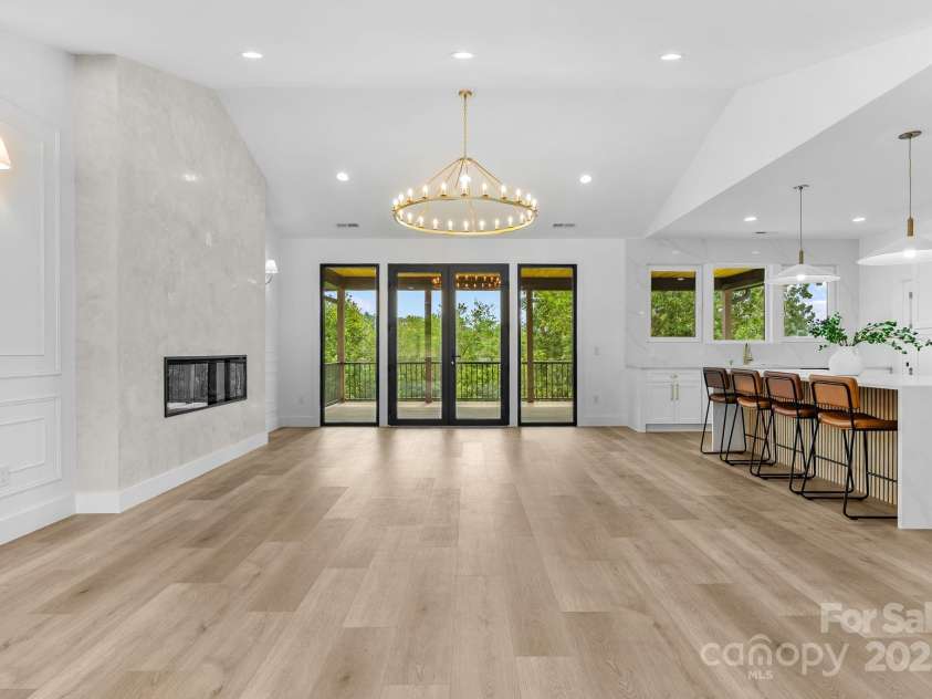 68 Fullam Lane, Mills River, NC 28759.  MLS# CAR4289681, YatesRealty ID 30925. 