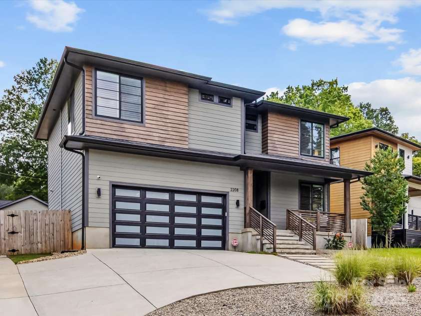 2208 Parson Street, Charlotte, NC 28205.  MLS# CAR4282025, YatesRealty ID 30926. 2022 New Construction 4 Bedroom 2.5 Bath