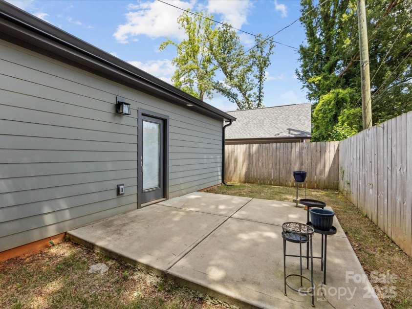 2208 Parson Street, Charlotte, NC 28205.  MLS# CAR4282025, YatesRealty ID 30926. Large back porch secondary home