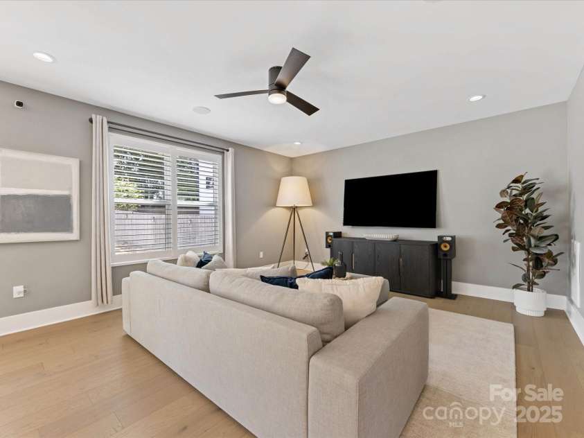 2208 Parson Street, Charlotte, NC 28205.  MLS# CAR4282025, YatesRealty ID 30926. Living Room