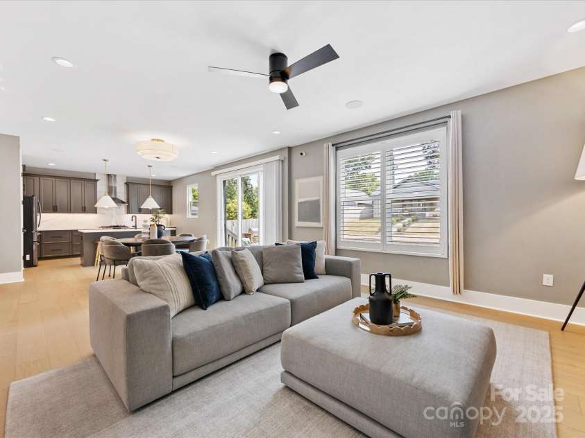 2208 Parson Street, Charlotte, NC 28205.  MLS# CAR4282025, YatesRealty ID 30926. Open living room/dining/kitchen