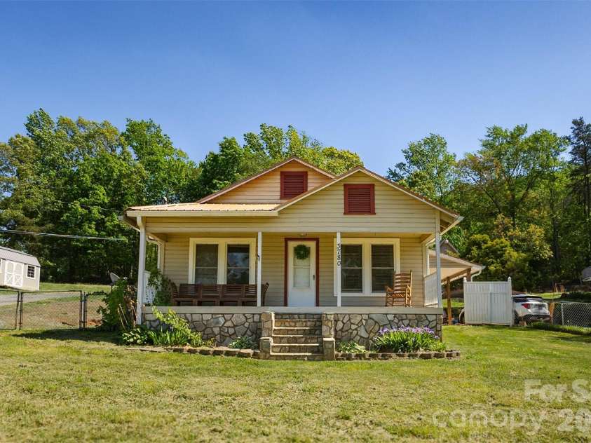 3780 Cook Road, Valdese, NC 28690.  MLS# CAR4361672, YatesRealty ID 30928. 