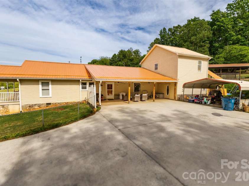 3780 Cook Road, Valdese, NC 28690.  MLS# CAR4361672, YatesRealty ID 30928. 
