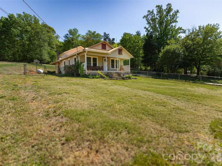 3780 Cook Road, Valdese, NC 28690.  MLS# CAR4361672, YatesRealty ID 30928. 