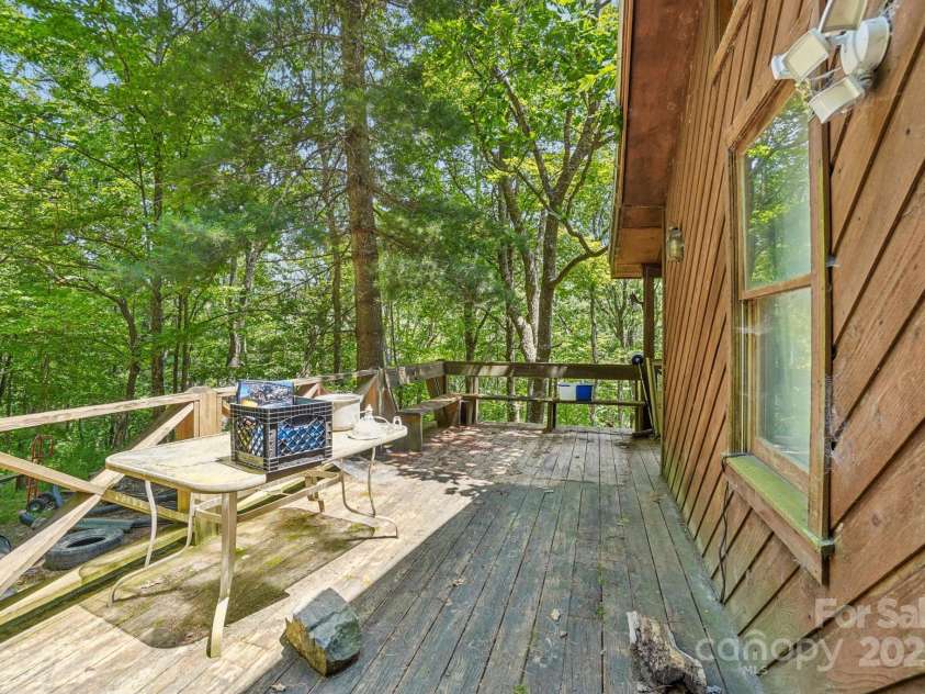 67 Sky Drive, Maggie Valley, NC 28751.  MLS# CAR4275781, YatesRealty ID 30929. 