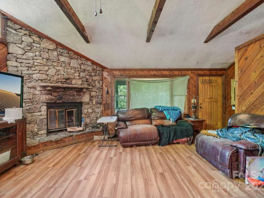 67 Sky Drive, Maggie Valley, NC 28751.  MLS# CAR4275781, YatesRealty ID 30929. 