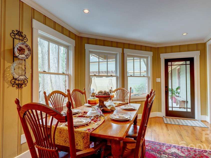 2905 Clover Road, Charlotte, NC 28211.  MLS# CAR4352003, YatesRealty ID 3093. 