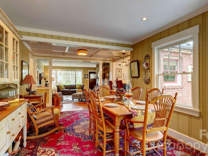 2905 Clover Road, Charlotte, NC 28211.  MLS# CAR4352003, YatesRealty ID 3093. 