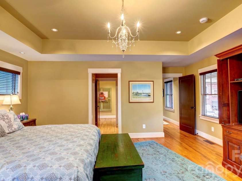 2905 Clover Road, Charlotte, NC 28211.  MLS# CAR4352003, YatesRealty ID 3093. 