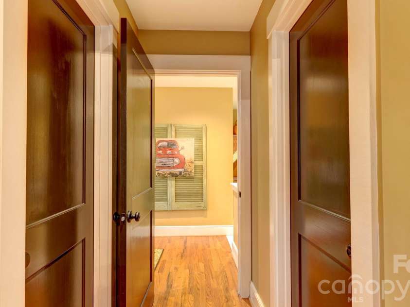 2905 Clover Road, Charlotte, NC 28211.  MLS# CAR4352003, YatesRealty ID 3093. 