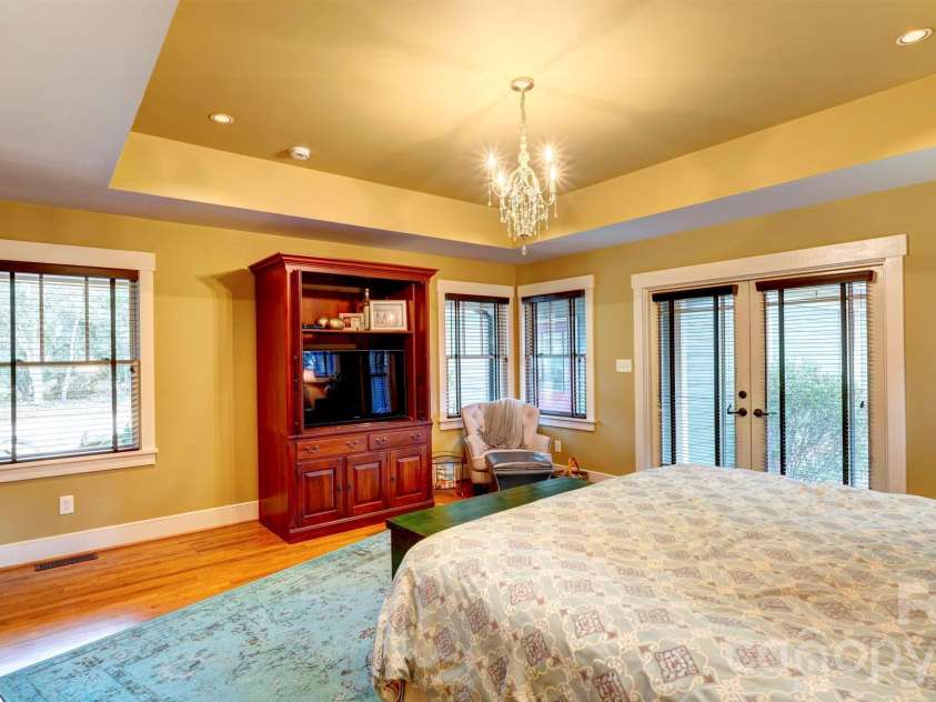 2905 Clover Road, Charlotte, NC 28211.  MLS# CAR4352003, YatesRealty ID 3093. 