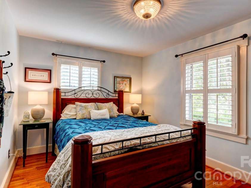 2905 Clover Road, Charlotte, NC 28211.  MLS# CAR4352003, YatesRealty ID 3093. 