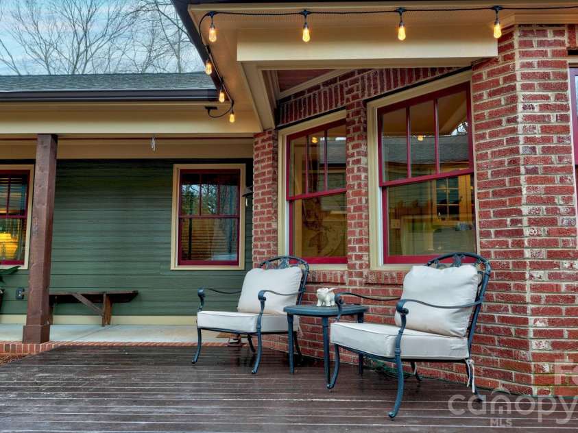 2905 Clover Road, Charlotte, NC 28211.  MLS# CAR4352003, YatesRealty ID 3093. 