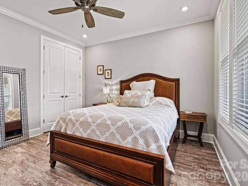 8718 Festival Way, Charlotte, NC 28215.  MLS# CAR4340039, YatesRealty ID 3093. 