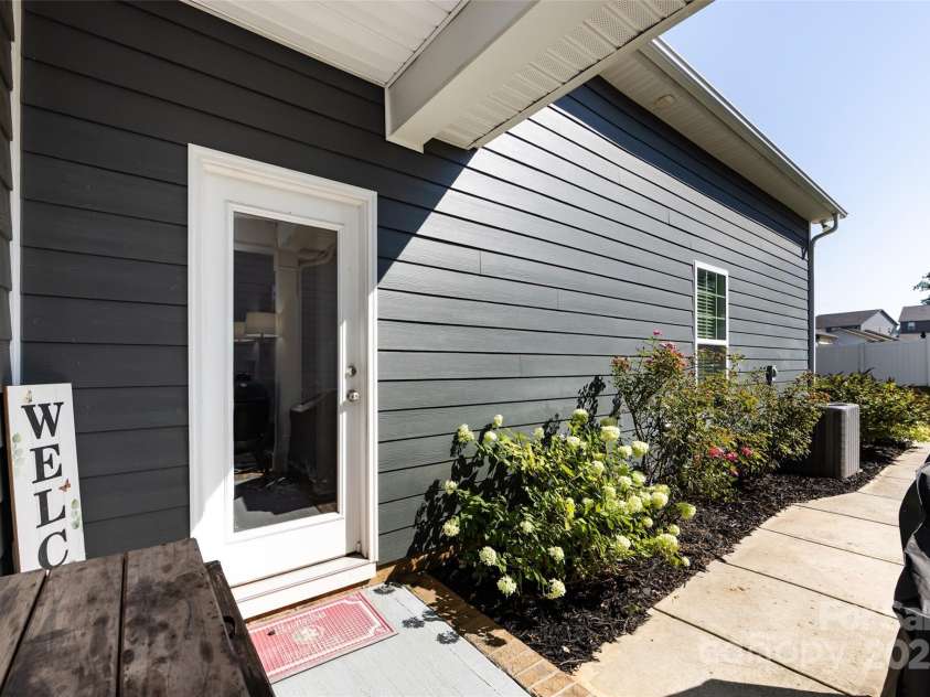 11610 Westbranch Parkway, Davidson, NC 28036.  MLS# CAR4281574, YatesRealty ID 30930. Back door entranch