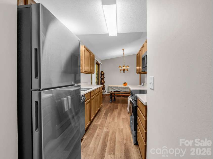 182 Resada Drive, Brevard, NC 28712.  MLS# CAR4390799, YatesRealty ID 30930. 