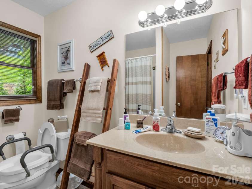 182 Resada Drive, Brevard, NC 28712.  MLS# CAR4390799, YatesRealty ID 30930. 