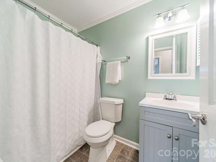 4015 Brookforest Lane, Indian Trail, NC 28079.  MLS# CAR4391258, YatesRealty ID 30931. 