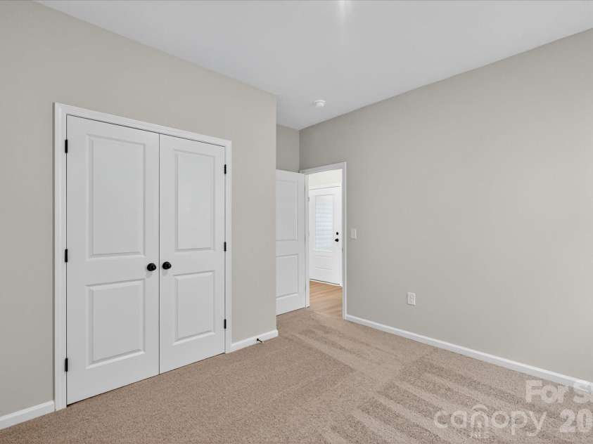 3625 Saddlebred Drive, Gastonia, NC 28052.  MLS# CAR4393086, YatesRealty ID 30933. 