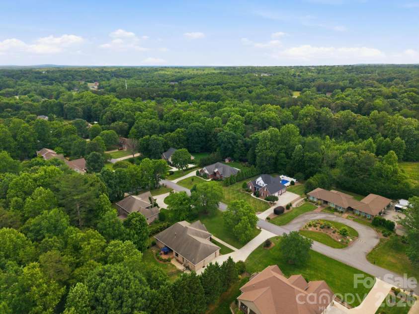 1705 29th Avenue Place, Hickory, NC 28601.  MLS# CAR4387555, YatesRealty ID 30935. 