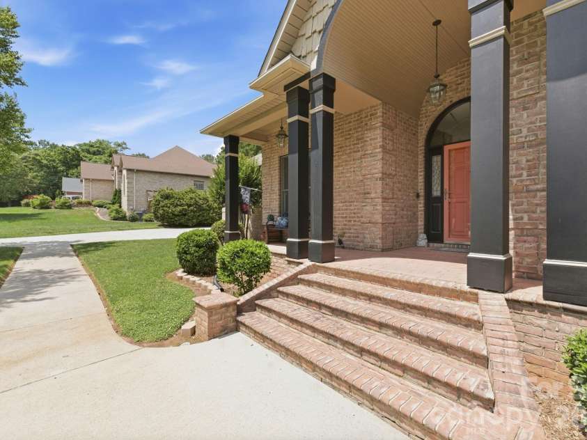 1705 29th Avenue Place, Hickory, NC 28601.  MLS# CAR4387555, YatesRealty ID 30935. 