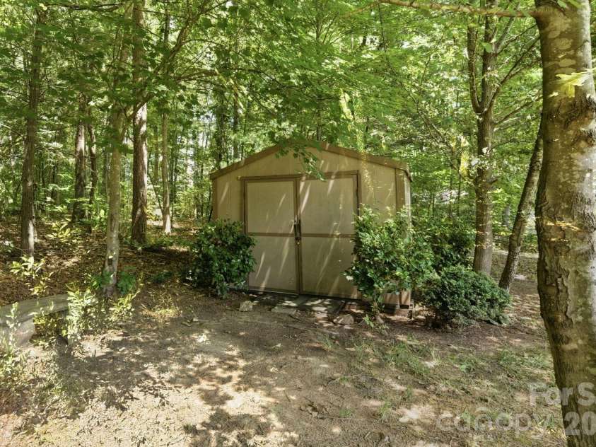 1705 29th Avenue Place, Hickory, NC 28601.  MLS# CAR4387555, YatesRealty ID 30935. Outbuilding 1
