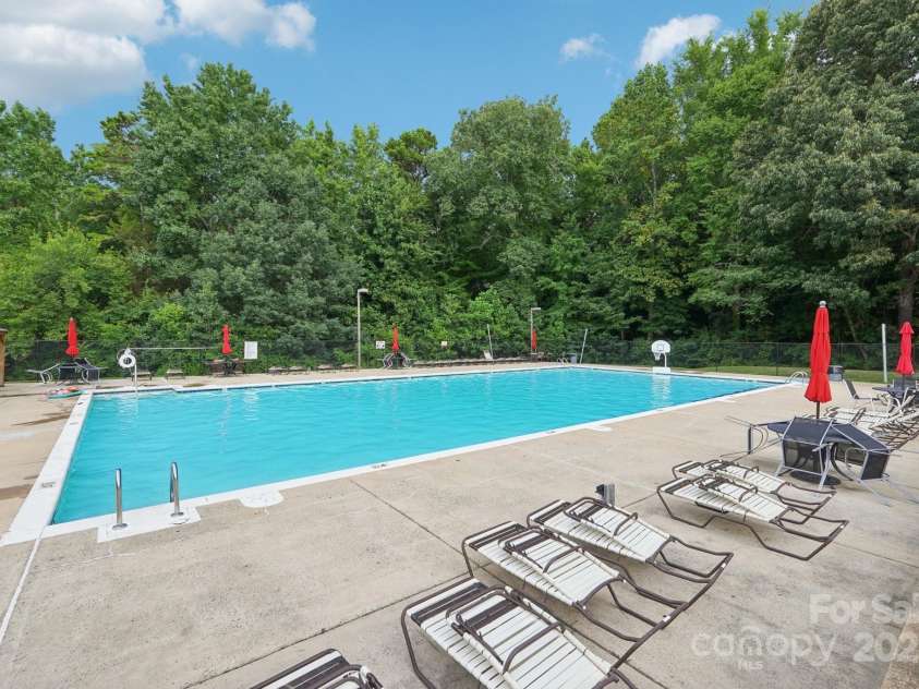 4711 Brownes Ferry Road, Charlotte, NC 28269.  MLS# CAR4288809, YatesRealty ID 30935. 