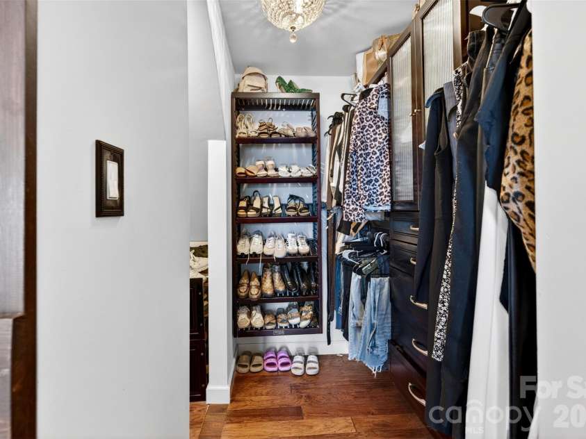 615 Kenway Loop, Mooresville, NC 28117.  MLS# CAR4390564, YatesRealty ID 30936. Primary closet