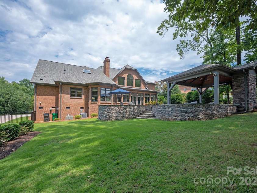 7007 Golden Rain Court, Charlotte, NC 28277.  MLS# CAR4288408, YatesRealty ID 30936. Still lots of green space in the backyard