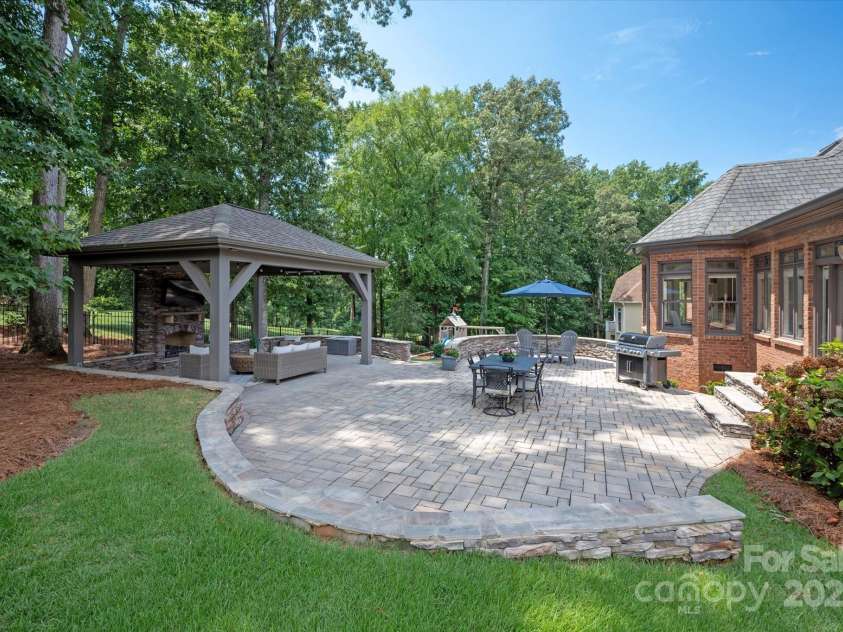 7007 Golden Rain Court, Charlotte, NC 28277.  MLS# CAR4288408, YatesRealty ID 30936. With an adjacent pavilion for an additional hangout area