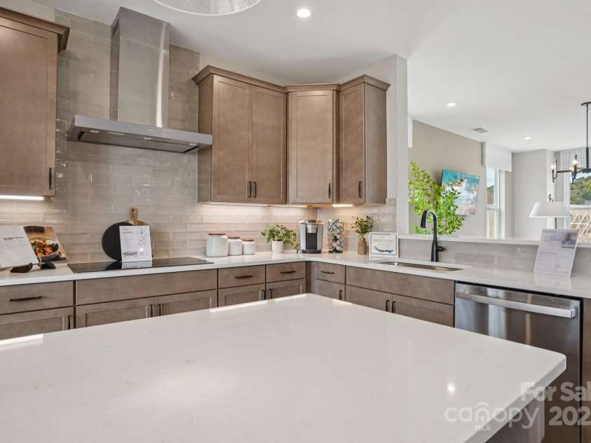 3213 Drift Street, Charlotte, NC 28278.  MLS# CAR4285778, YatesRealty ID 30937. Representative