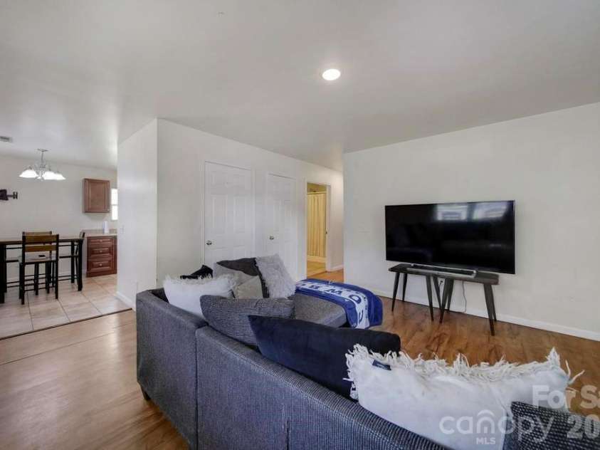 362 Sharpe Street, Mooresville, NC 28115.  MLS# CAR4392845, YatesRealty ID 30937. 