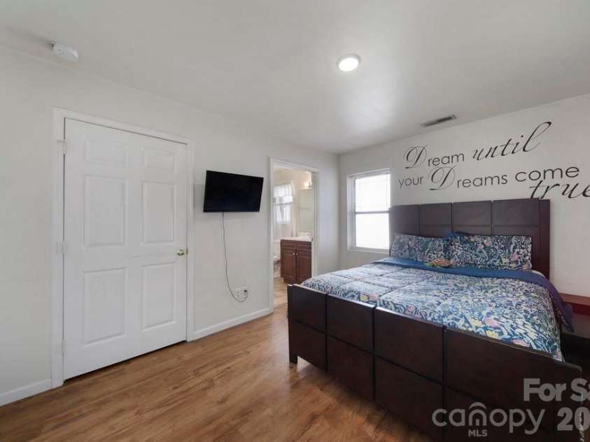 362 Sharpe Street, Mooresville, NC 28115.  MLS# CAR4392845, YatesRealty ID 30937. 