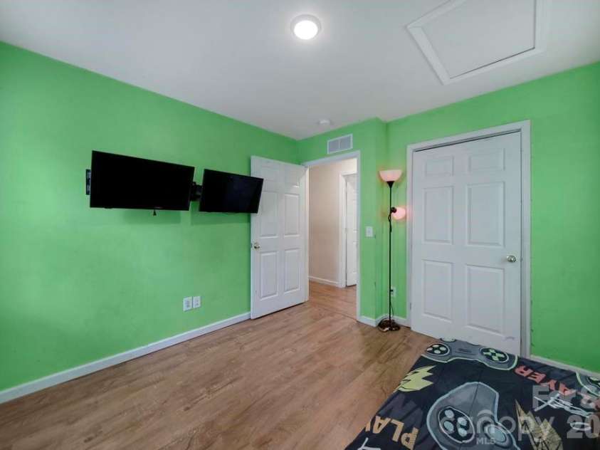 362 Sharpe Street, Mooresville, NC 28115.  MLS# CAR4392845, YatesRealty ID 30937. 