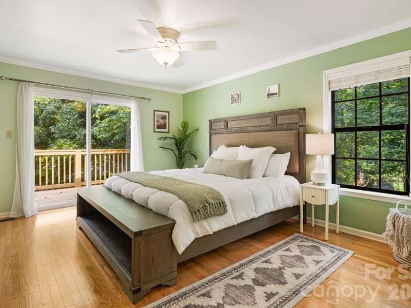 212 Riva Ridge Drive, Fairview, NC 28730.  MLS# CAR4390923, YatesRealty ID 30938. 