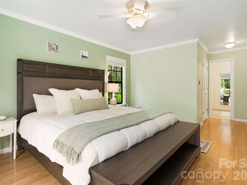 212 Riva Ridge Drive, Fairview, NC 28730.  MLS# CAR4390923, YatesRealty ID 30938. 