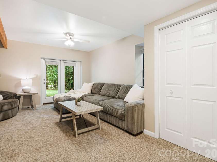 212 Riva Ridge Drive, Fairview, NC 28730.  MLS# CAR4390923, YatesRealty ID 30938. 