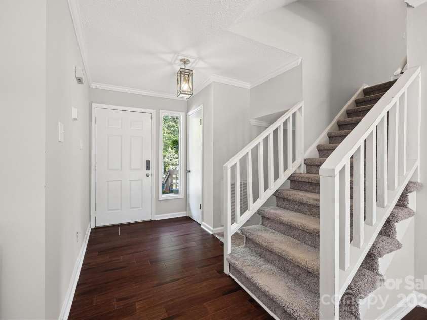 9111 Windjammer Drive, Tega Cay, SC 29708.  MLS# CAR4277508, YatesRealty ID 30939. 