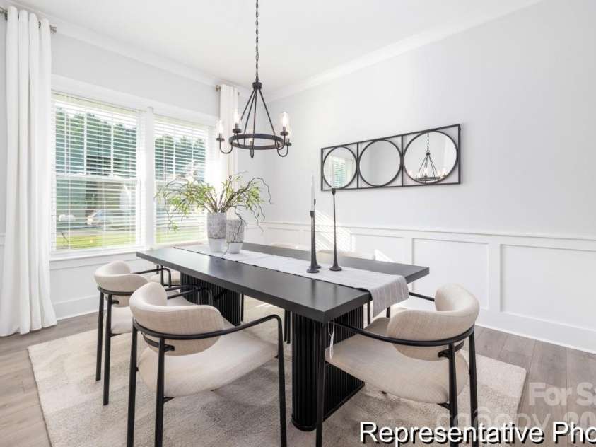 147 Borders Street, Statesville, NC 28677.  MLS# CAR4341771, YatesRealty ID 3094. 