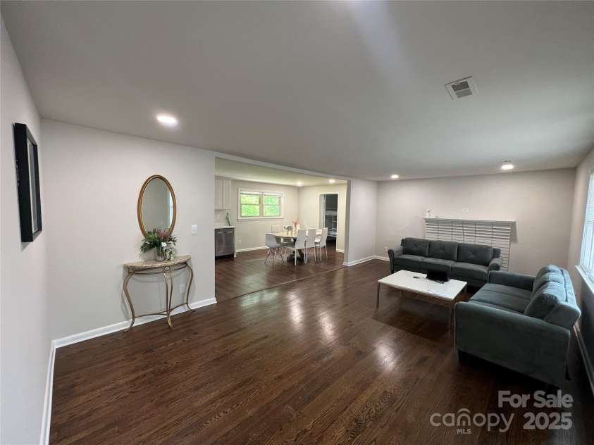 304 Westside Drive, Shelby, NC 28152.  MLS# CAR4239707, YatesRealty ID 3094. 