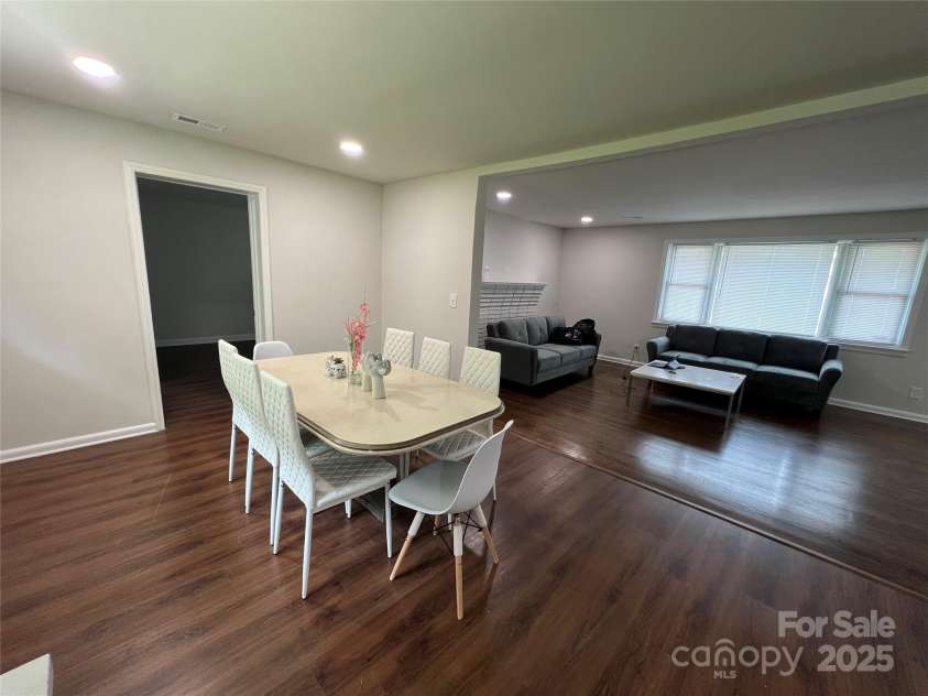 304 Westside Drive, Shelby, NC 28152.  MLS# CAR4239707, YatesRealty ID 3094. 